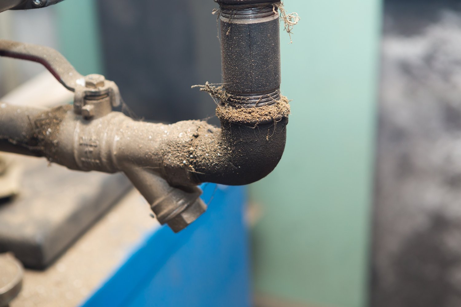 Hydraulic Pipes an Valves in Basement